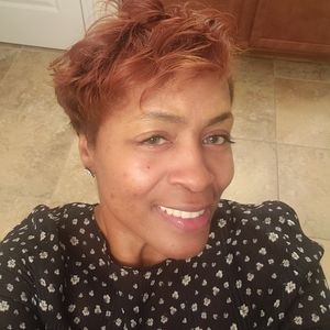 Meet your Posher, Constance